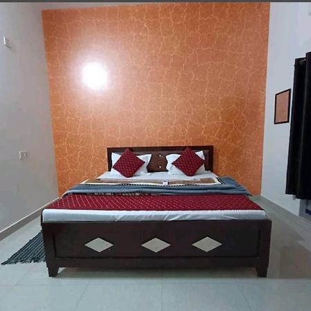 Ramam Hotel By Naavagat 700Mtr From Shri Ram Janambhumi Ayodhya المظهر الخارجي الصورة