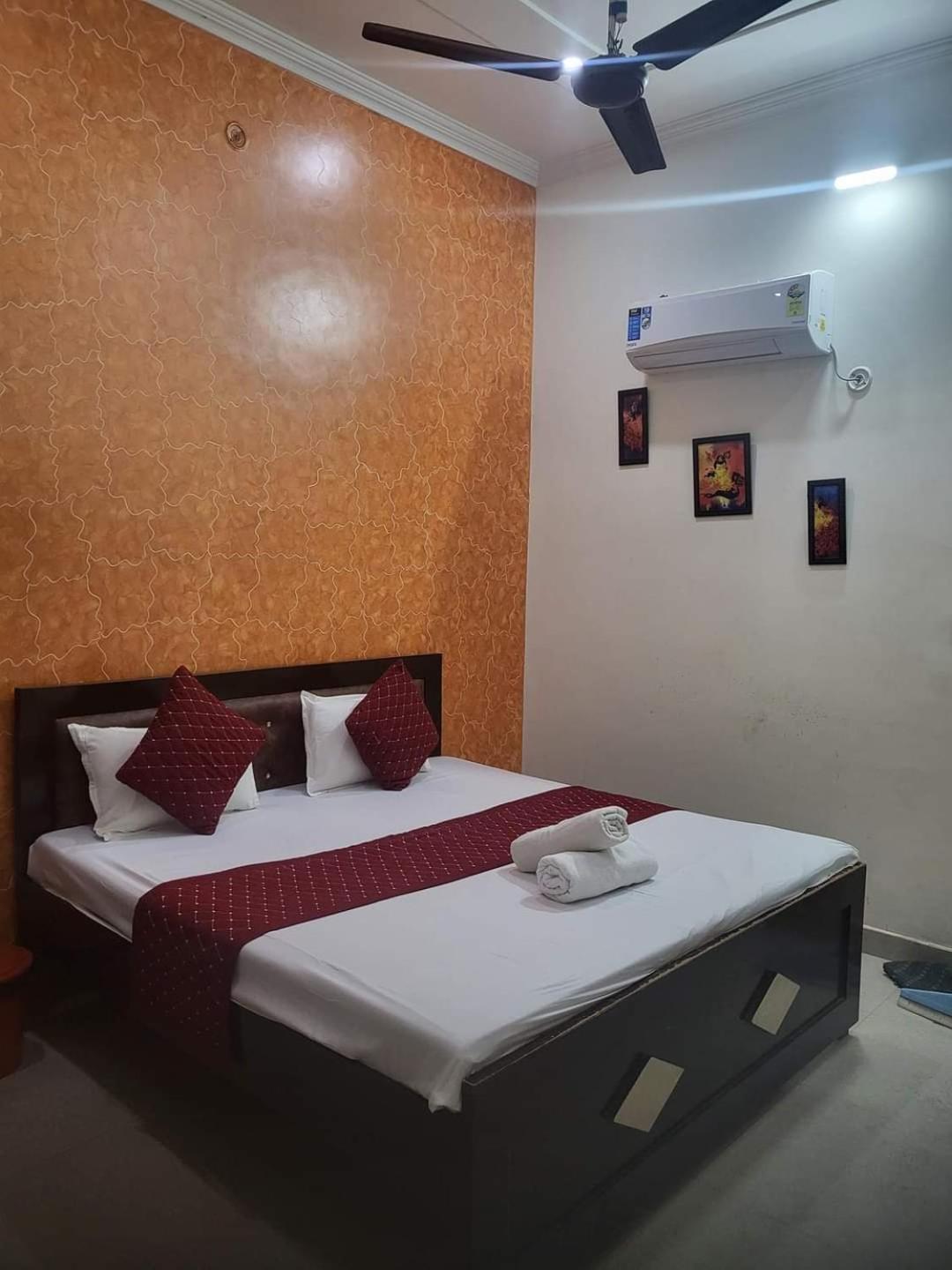 Ramam Hotel By Naavagat 700Mtr From Shri Ram Janambhumi Ayodhya المظهر الخارجي الصورة