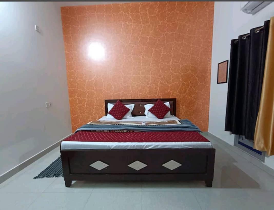 Ramam Hotel By Naavagat 700Mtr From Shri Ram Janambhumi Ayodhya المظهر الخارجي الصورة